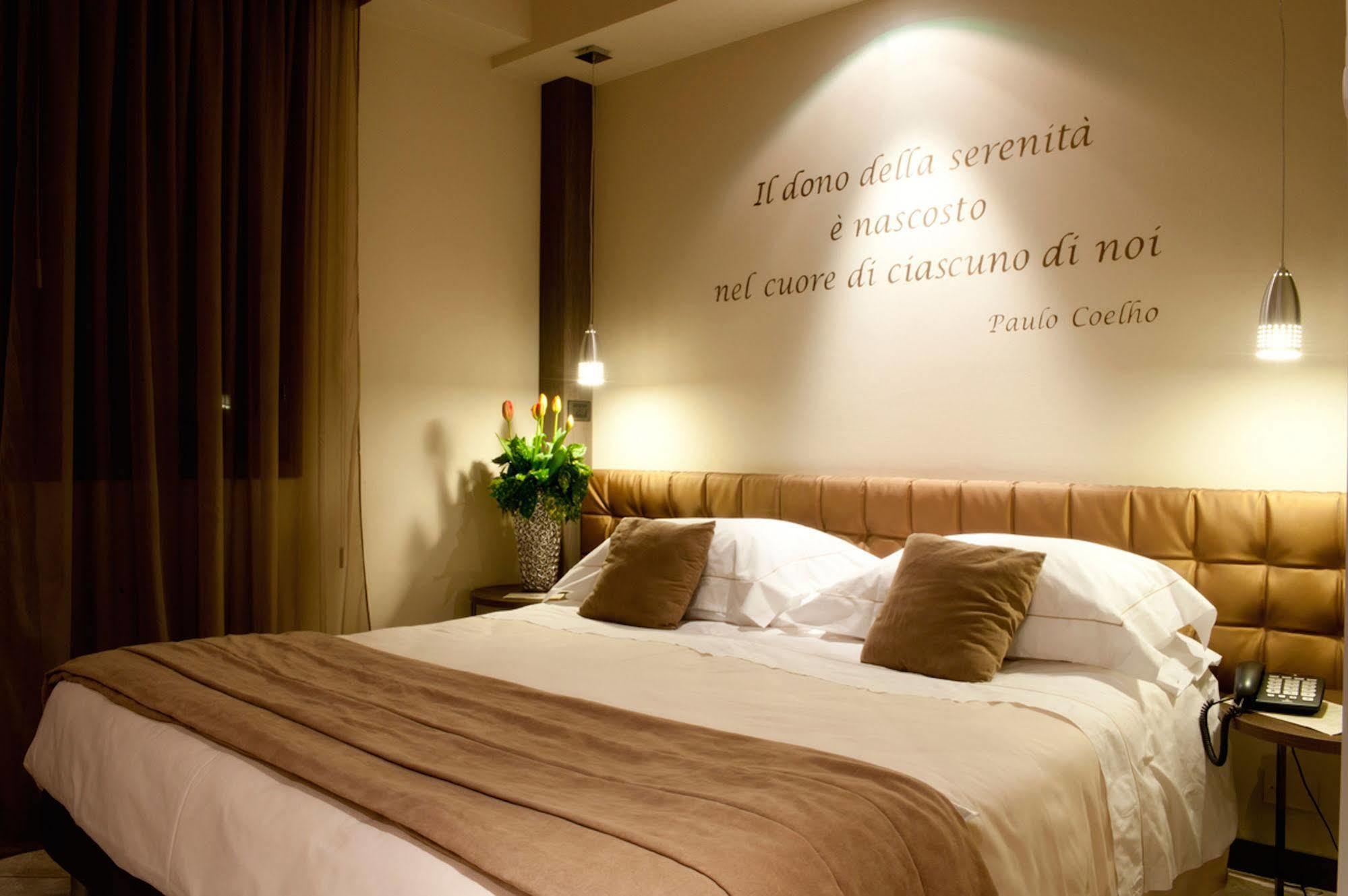 Hotel Due Pini Formigine Buitenkant foto