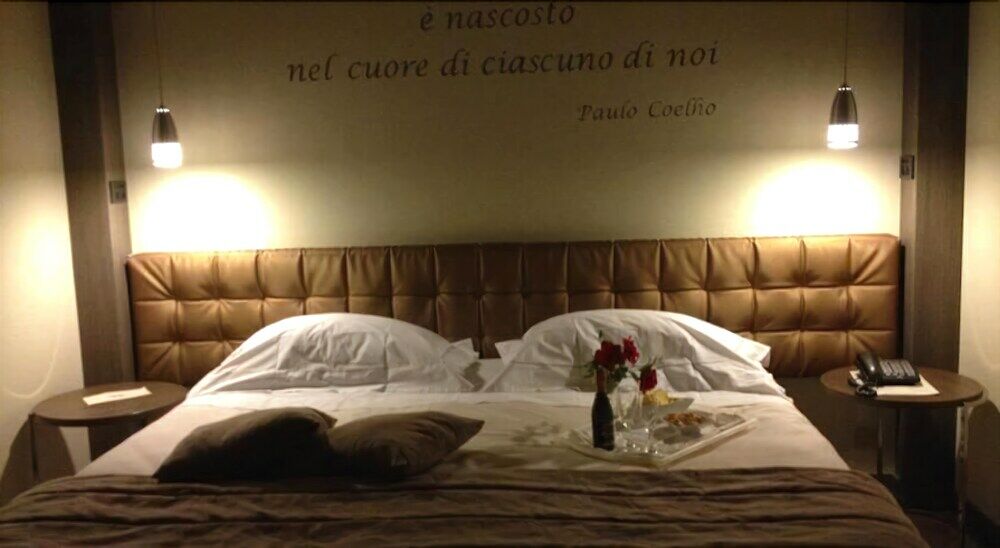 Hotel Due Pini Formigine Buitenkant foto
